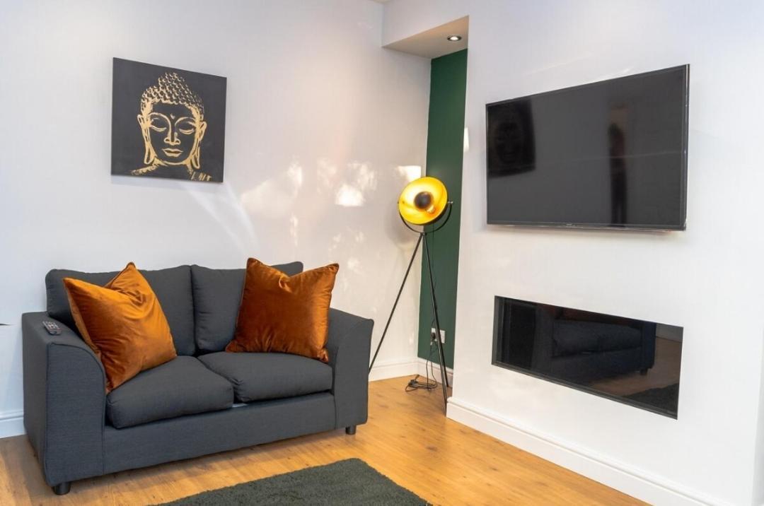 Charming York House- Walking Distance To Town Centre Villa Eksteriør bilde