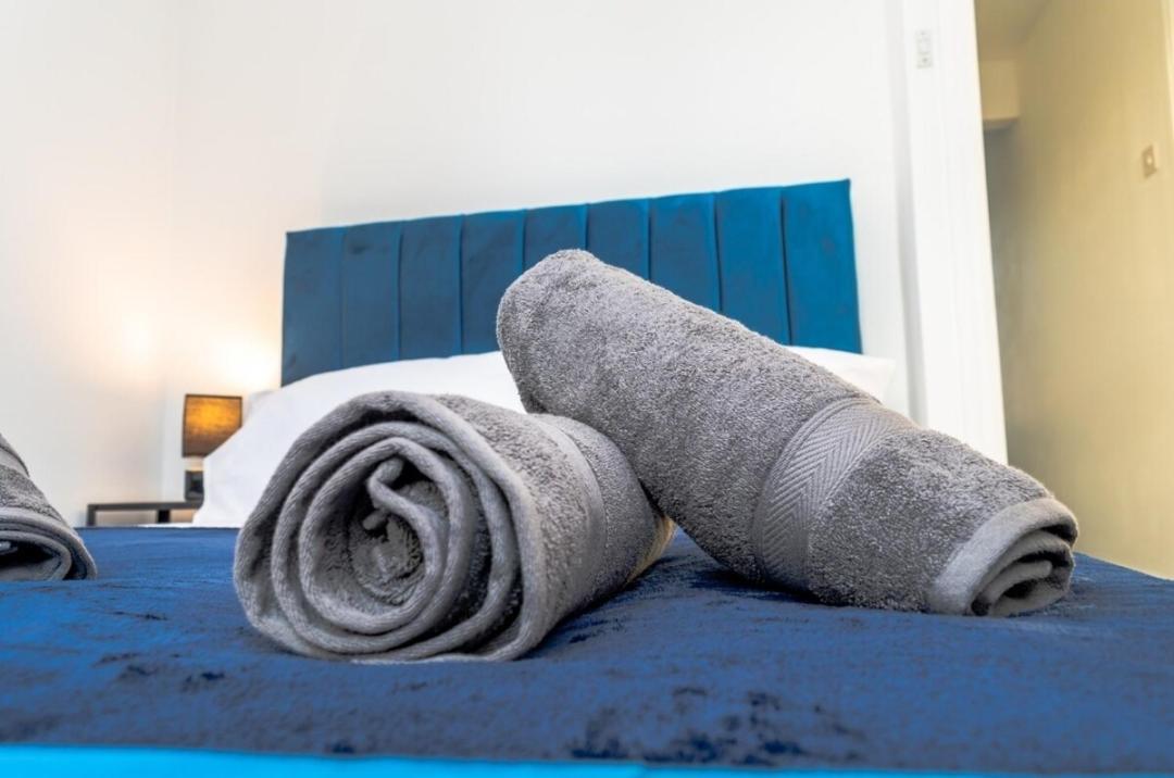 Charming York House- Walking Distance To Town Centre Villa Eksteriør bilde