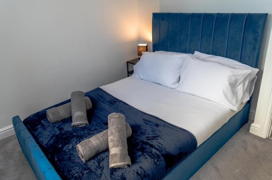 Charming York House- Walking Distance To Town Centre Villa Eksteriør bilde