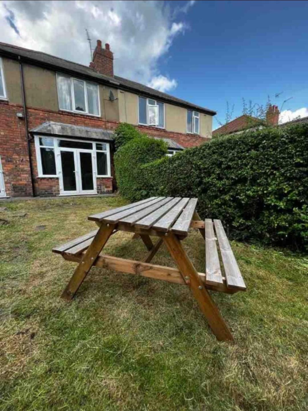 Charming York House- Walking Distance To Town Centre Villa Eksteriør bilde